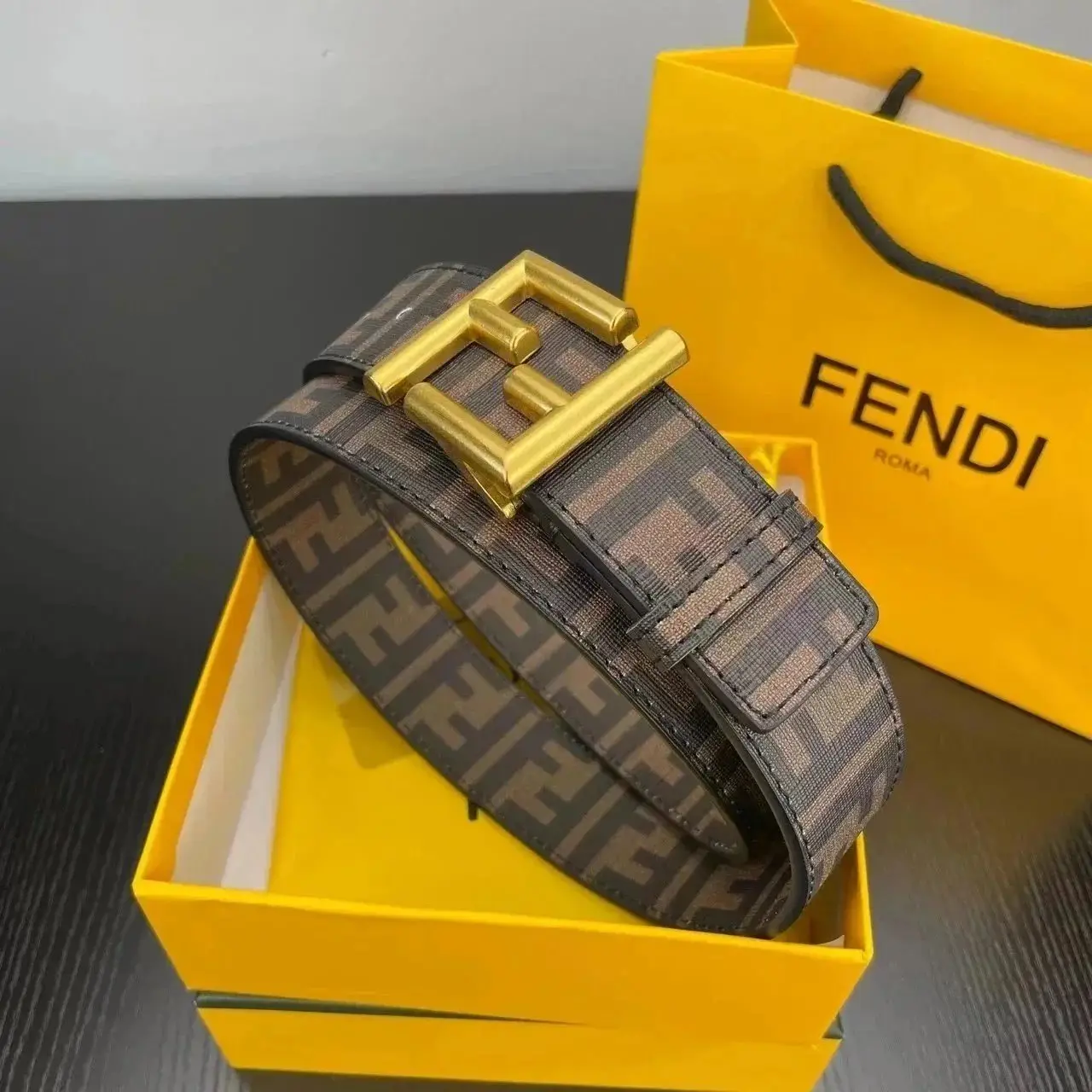 FENDI FF Logo Belt [40 styles] — foto 5 de 6