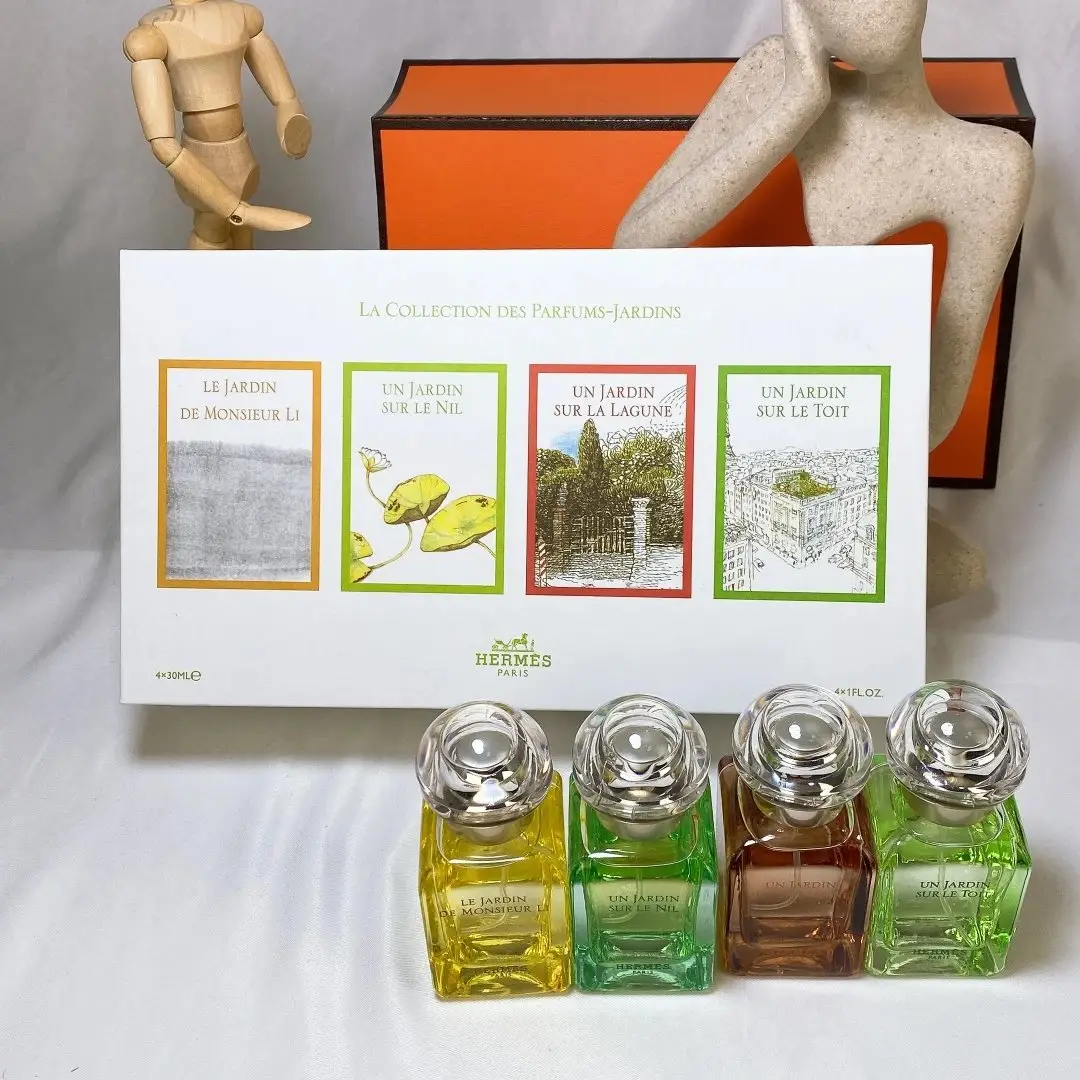 Hermès Un Jardin Collection Eau de Parfum Sample 4-Piece Set — foto 5 de 6