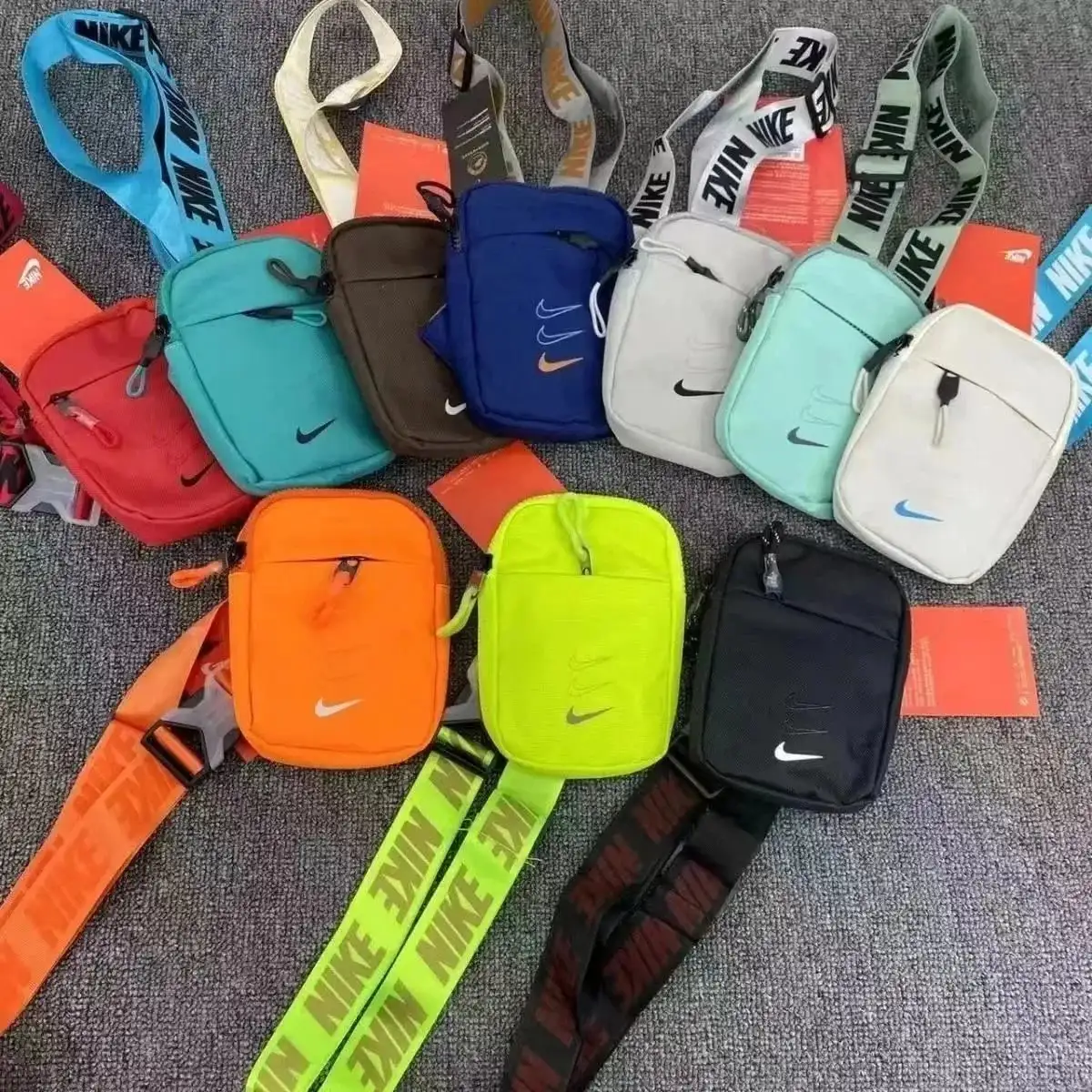 Nike Duffle Bag(20+ styles )