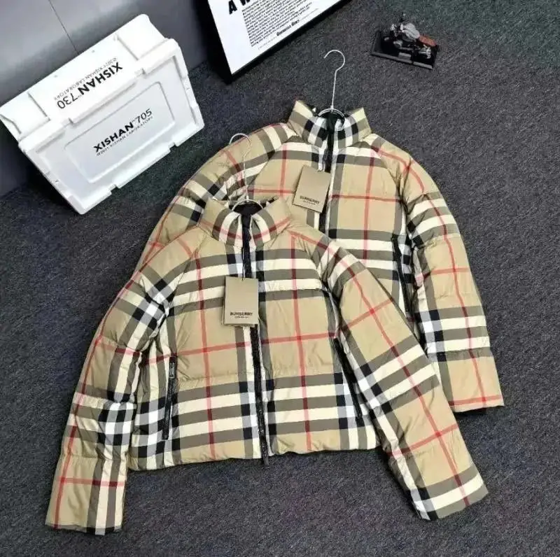 Burberry Check Print Down Jacket [4 styles] — foto 3 de 6