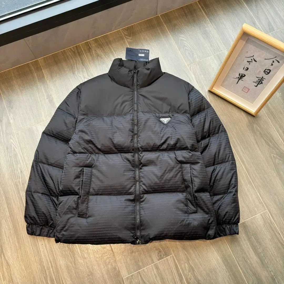 Prada Padded Jacket [8 styles] — foto 3 de 6