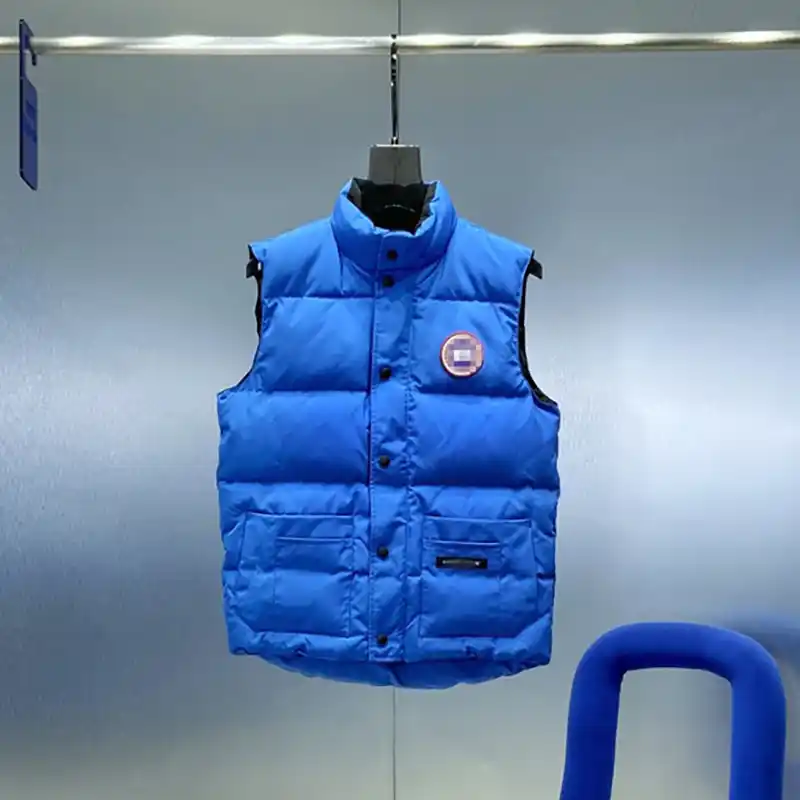Canada goose sleeveless down jacket — foto 4 de 6