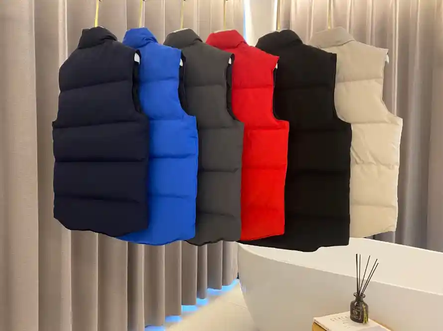 Canada Goose Vest (21 styles) — foto 3 de 6