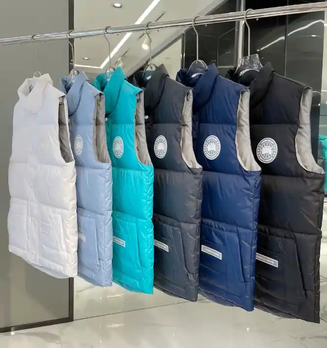 Canada Goose Vest (21 styles) — foto 4 de 6