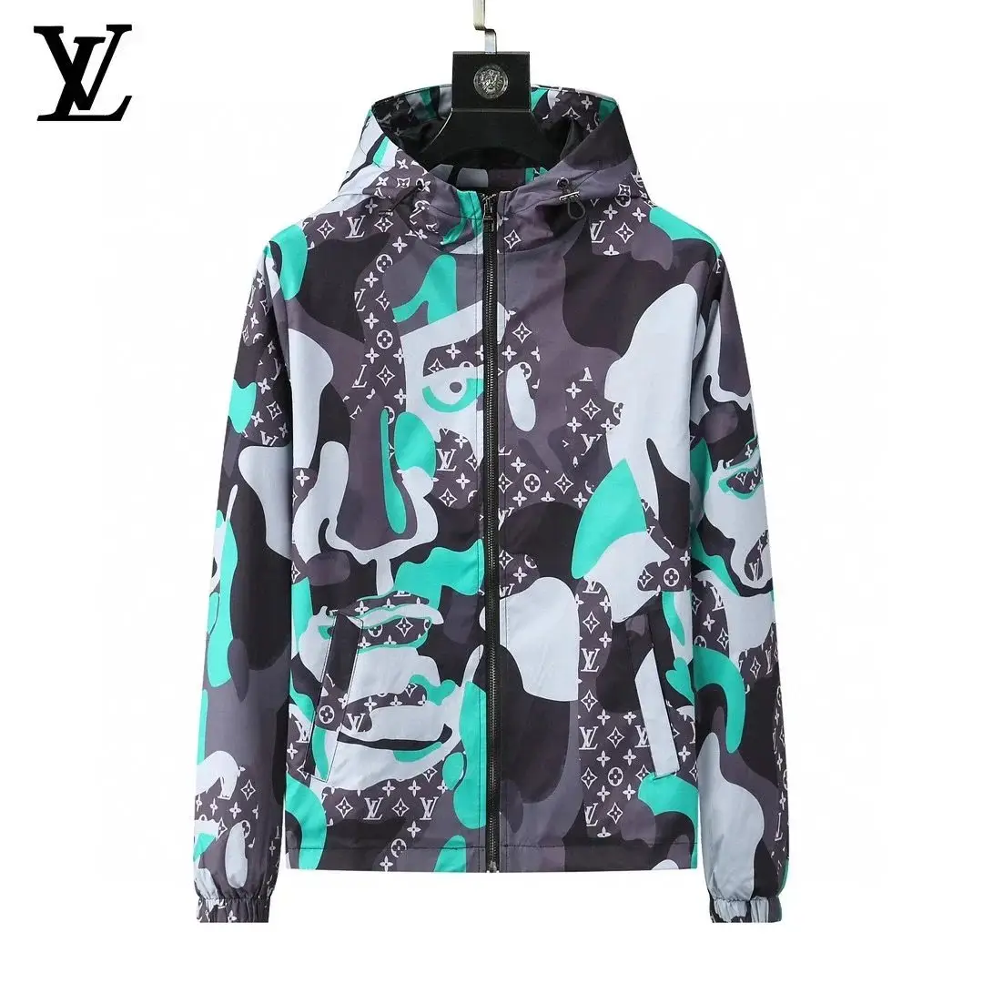 Louis Vuitton Monogram Hooded Jacket [9+ styles] — foto 6 de 6