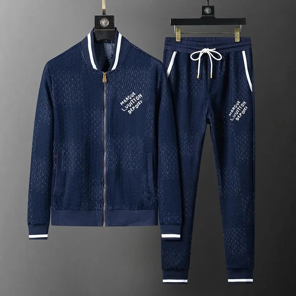 Gucci GG Supreme Hoodie & Jogger Set #Gucci Sou #Suit Sou — foto 2 de 6