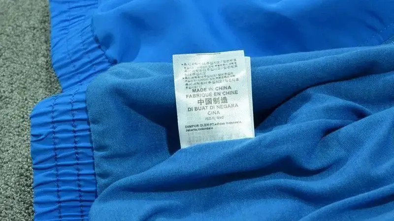 Adidas SST Track Jacket — foto 3 de 6