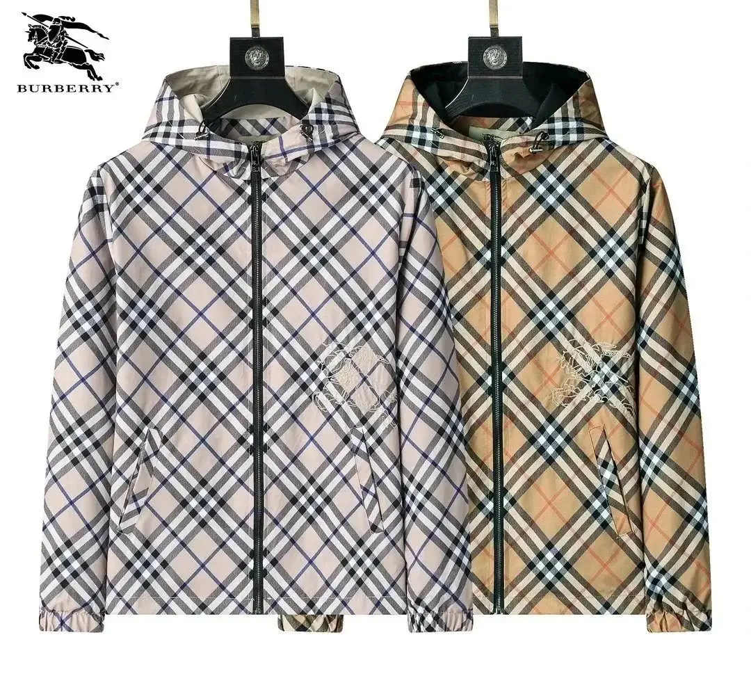 Burberry Check Print Hooded Jacket [38+ colors] — foto 2 de 6