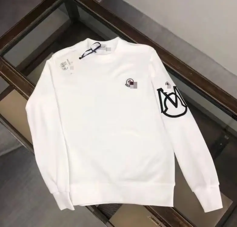 Moncler T-Shirts and Sweaters [Multiple Styles Including Palm Angels & Gucci Collaborations] — foto 5 de 6