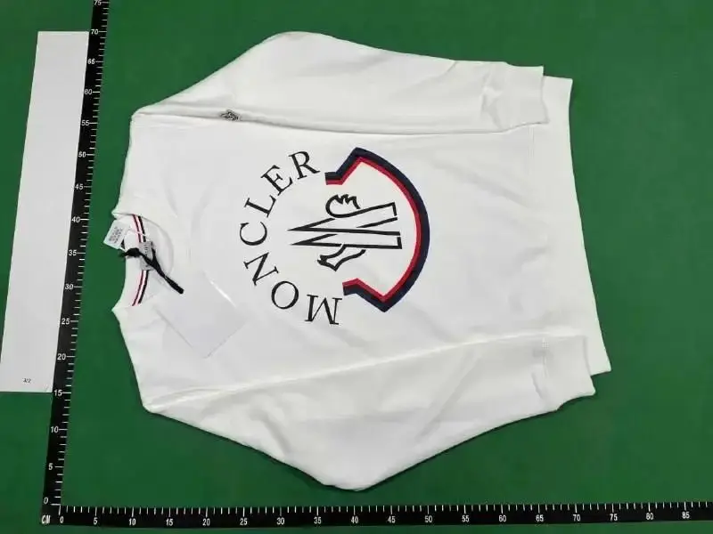 Moncler T-Shirts and Sweaters [Multiple Styles Including Palm Angels & Gucci Collaborations] — foto 6 de 6