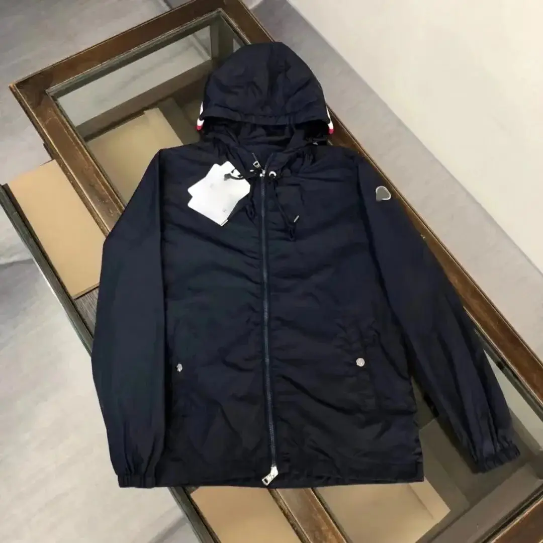 Moncler Maya Jacket — foto 3 de 6