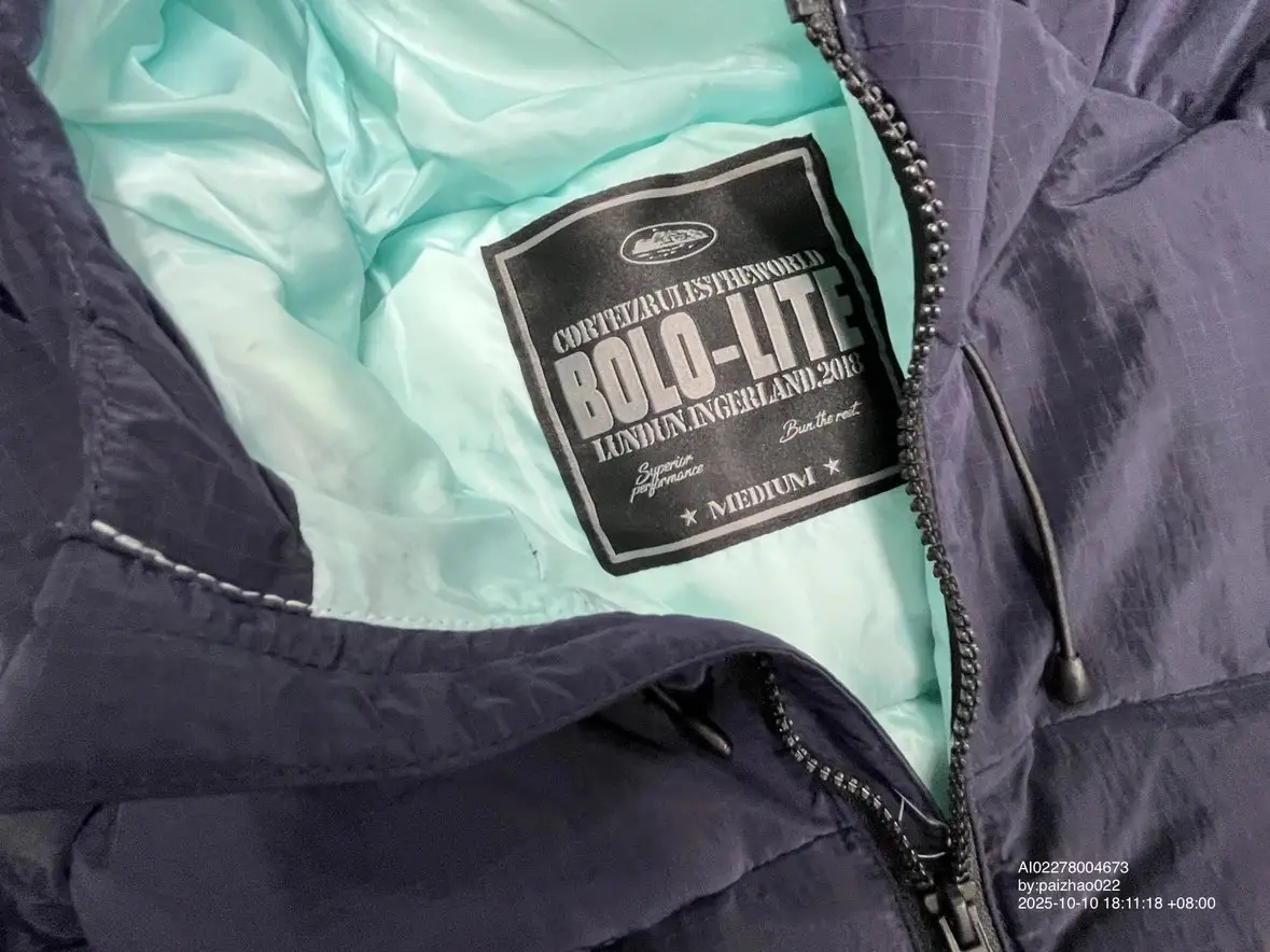 Corteiz Hooded Puffer Jacket — foto 6 de 6
