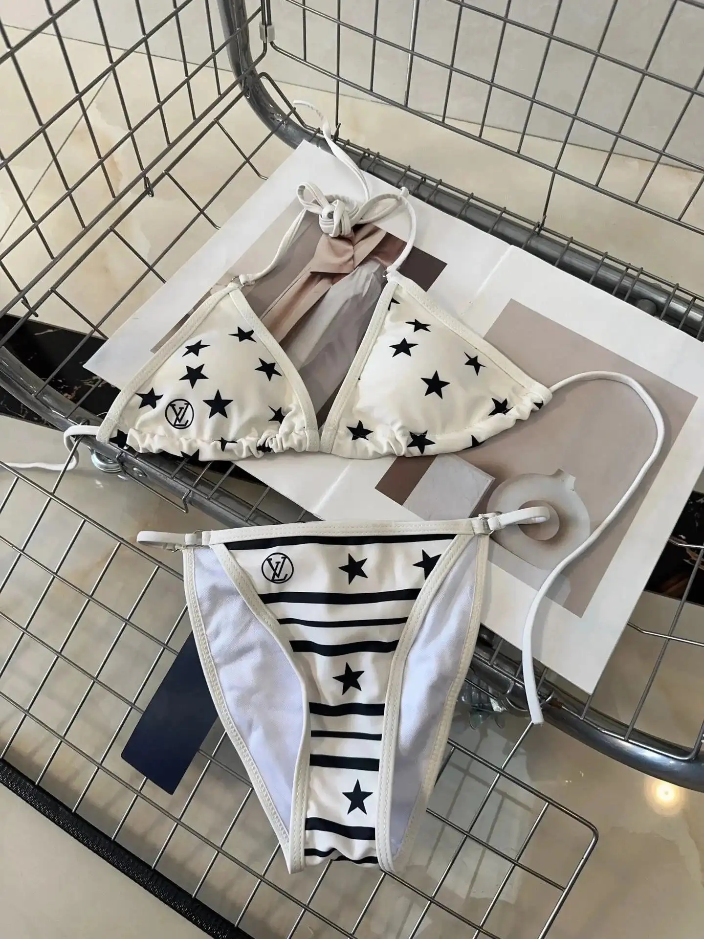 Louis Vuitton Bodysuit — foto 5 de 6