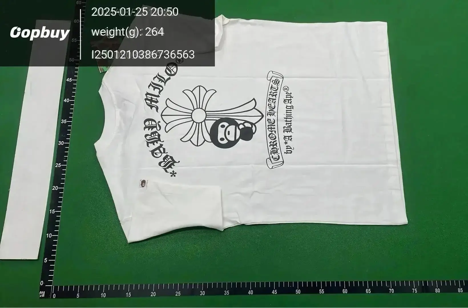 BAPE 1st Camo Ape Head T-Shirt [40 styles] — foto 5 de 6
