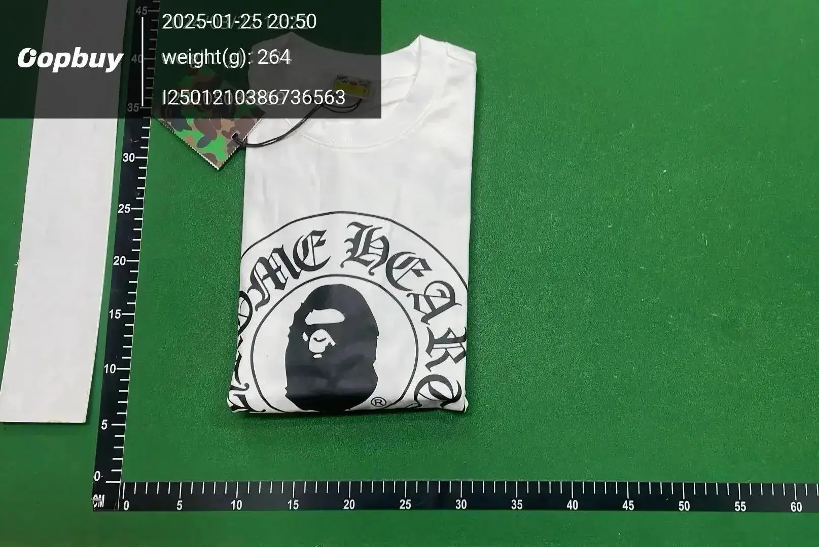 BAPE 1st Camo Ape Head T-Shirt [40 styles] — foto 6 de 6