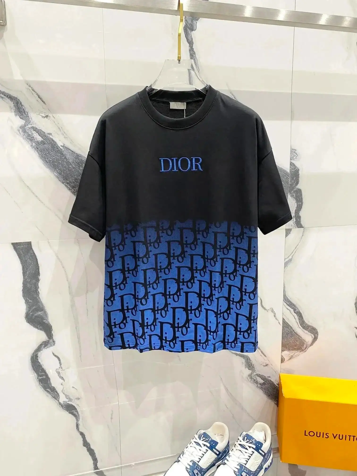 Dior Oblique T-Shirt [33 styles] — foto 2 de 6