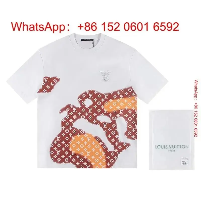Louis Vuitton Graphic Print T-Shirts — foto 5 de 6