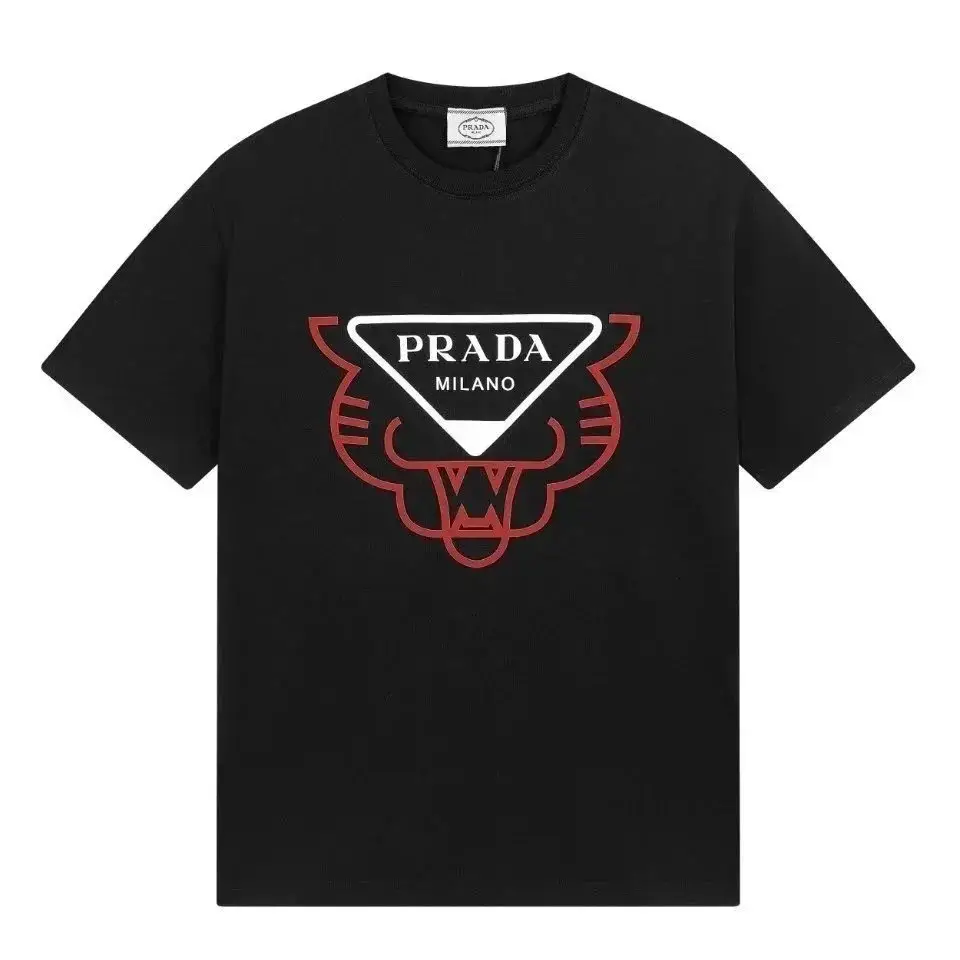 Prada Men's Short Sleeve Shirts and T-Shirts — foto 5 de 6