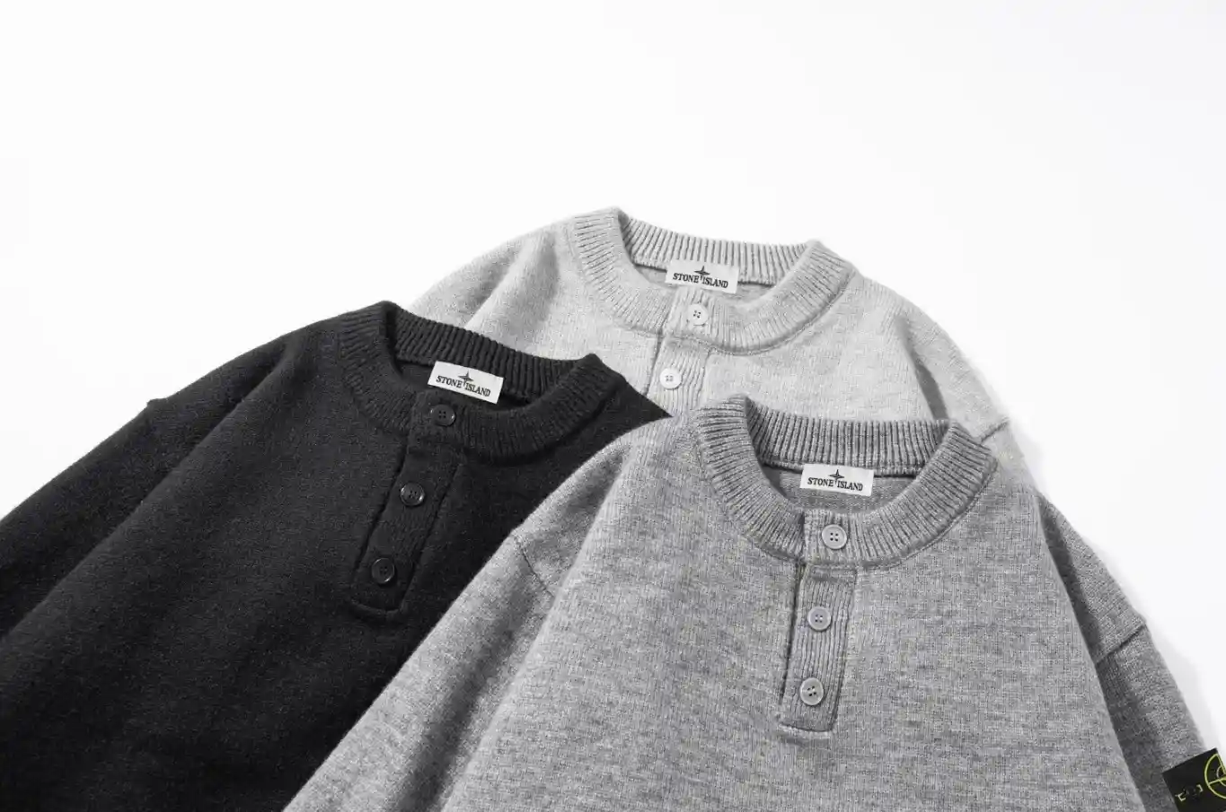 Stone Island Henley Sweater [3 styles] — foto 2 de 6