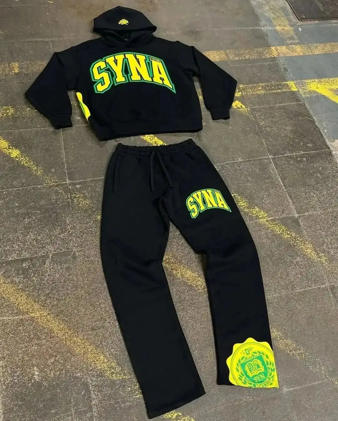 Synaworld Hoodies/Sweaters [38 styles] — foto 2 de 6