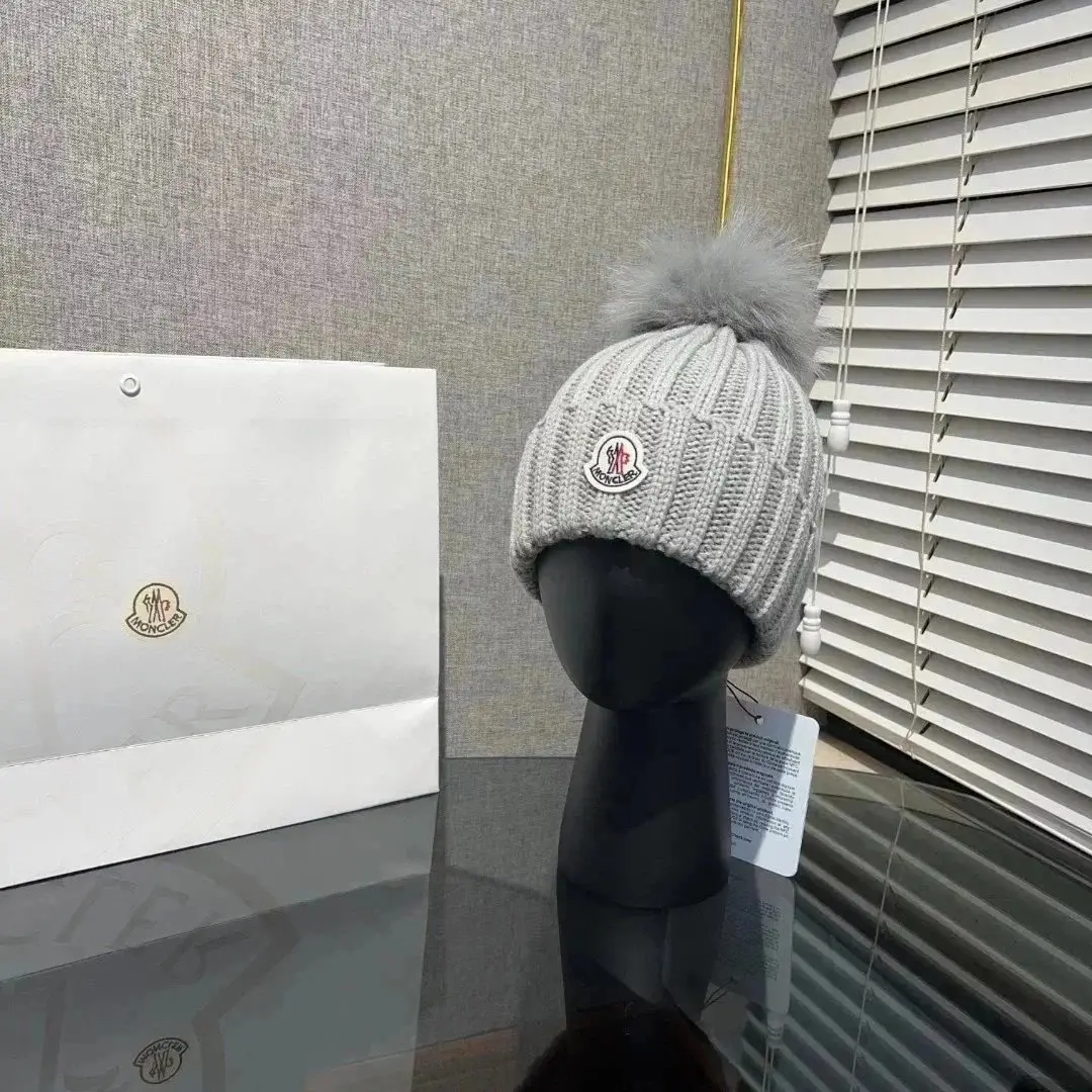 Moncler Beanie [39 styles] — foto 4 de 6