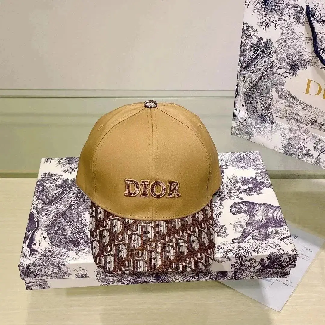 Gucci GG Supreme / Fendi FF / Monster Eyes Baseball Caps [39 styles] — foto 5 de 6