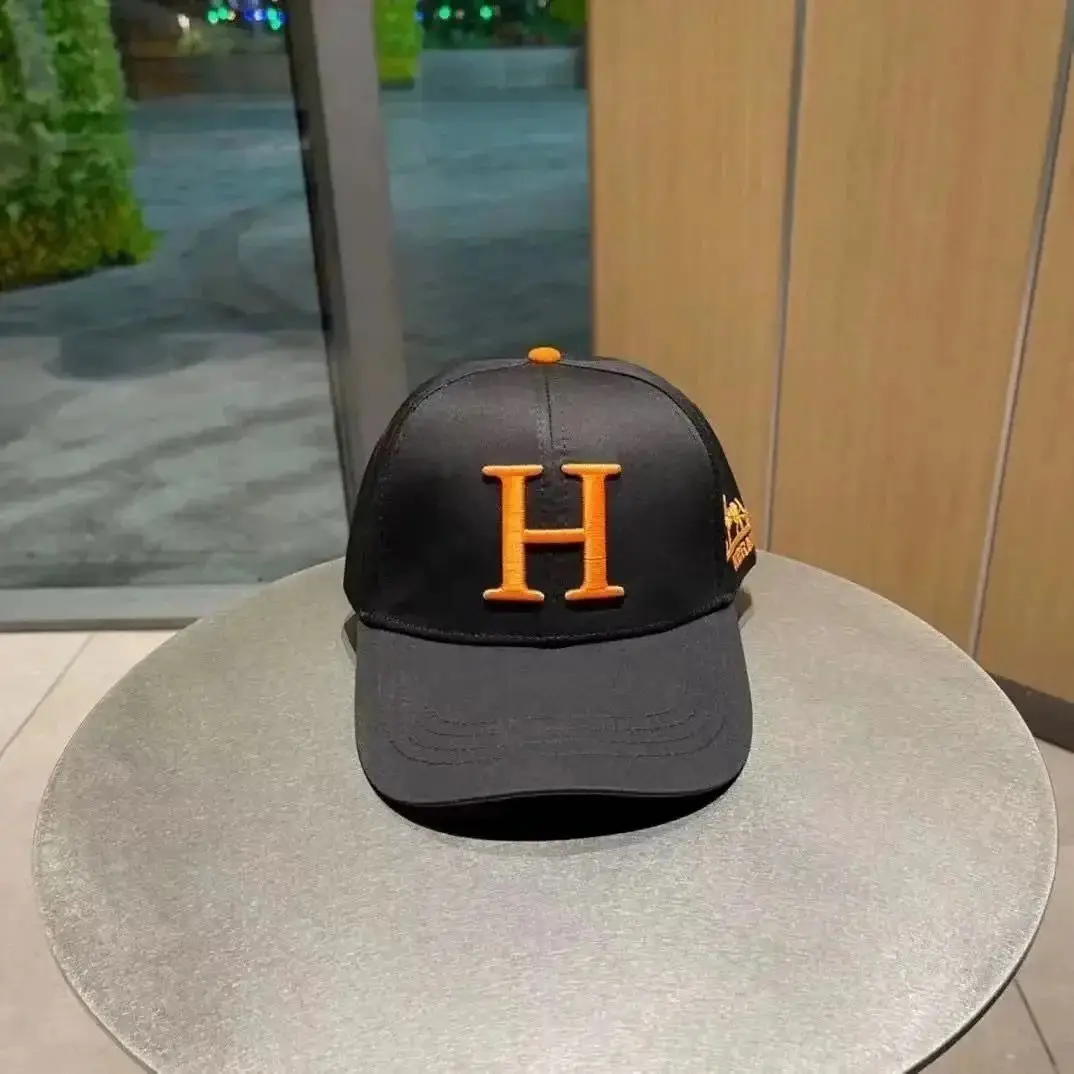 Celine H Logo Cap [10 styles] — foto 5 de 6