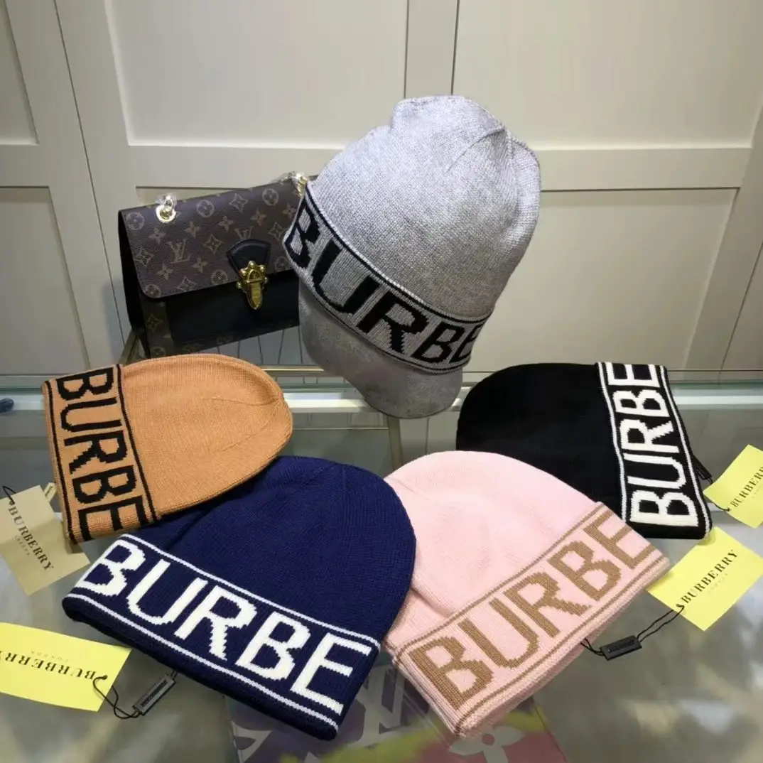 Burberry Logo Knit Beanie [5 styles]