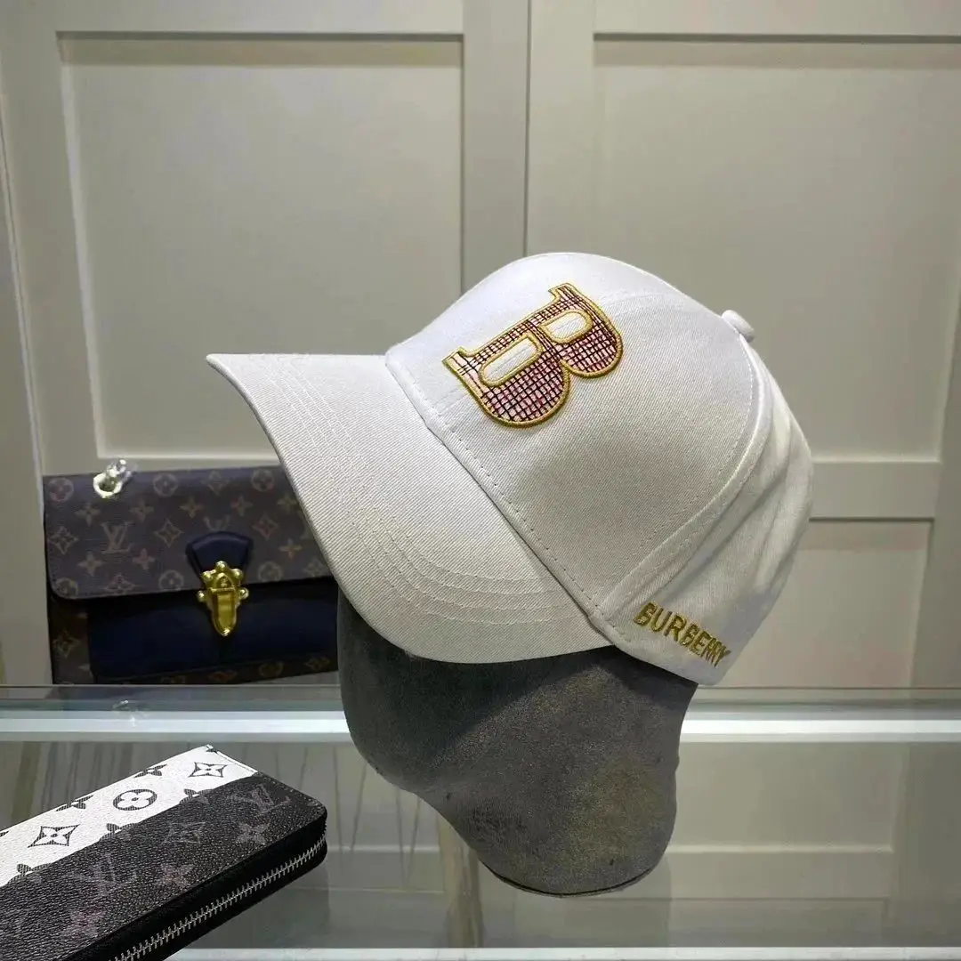 Burberry Check Logo Baseball Cap — foto 2 de 6