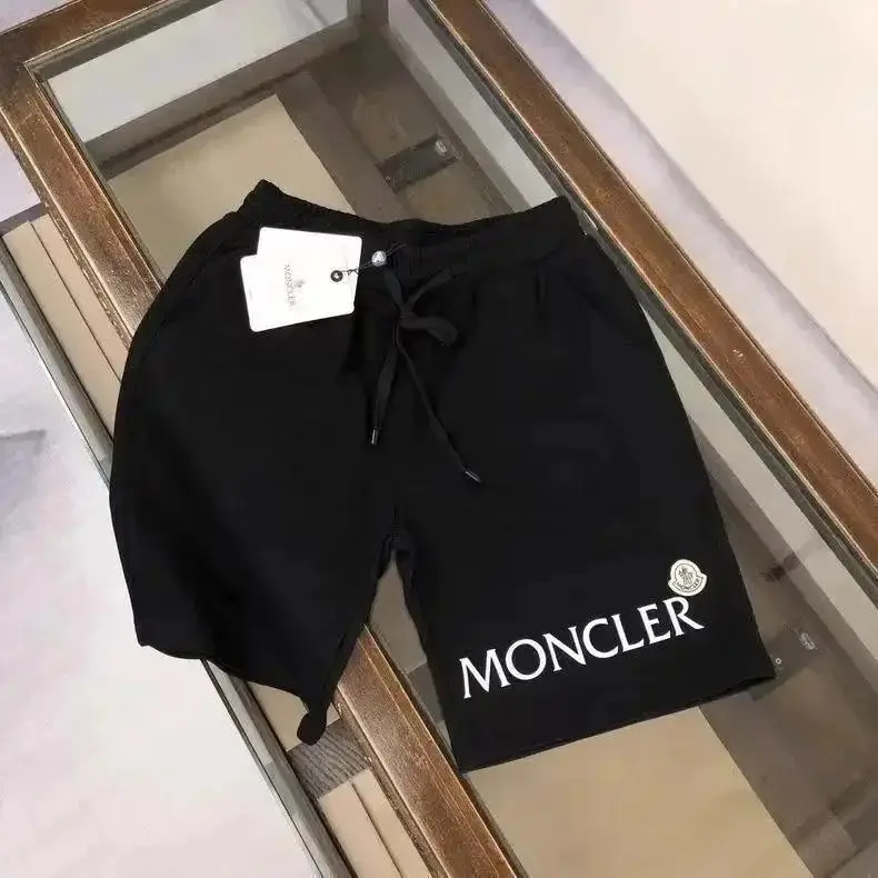Moncler Shorts( 38 + styles) — foto 2 de 6