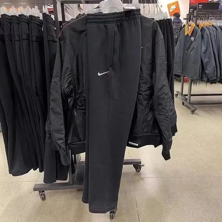 Nike Standard Fit Sweatpants [8 styles] — foto 3 de 6