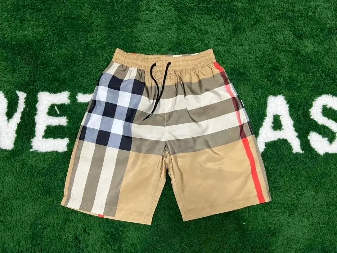 Stone Island Shorts — foto 6 de 6