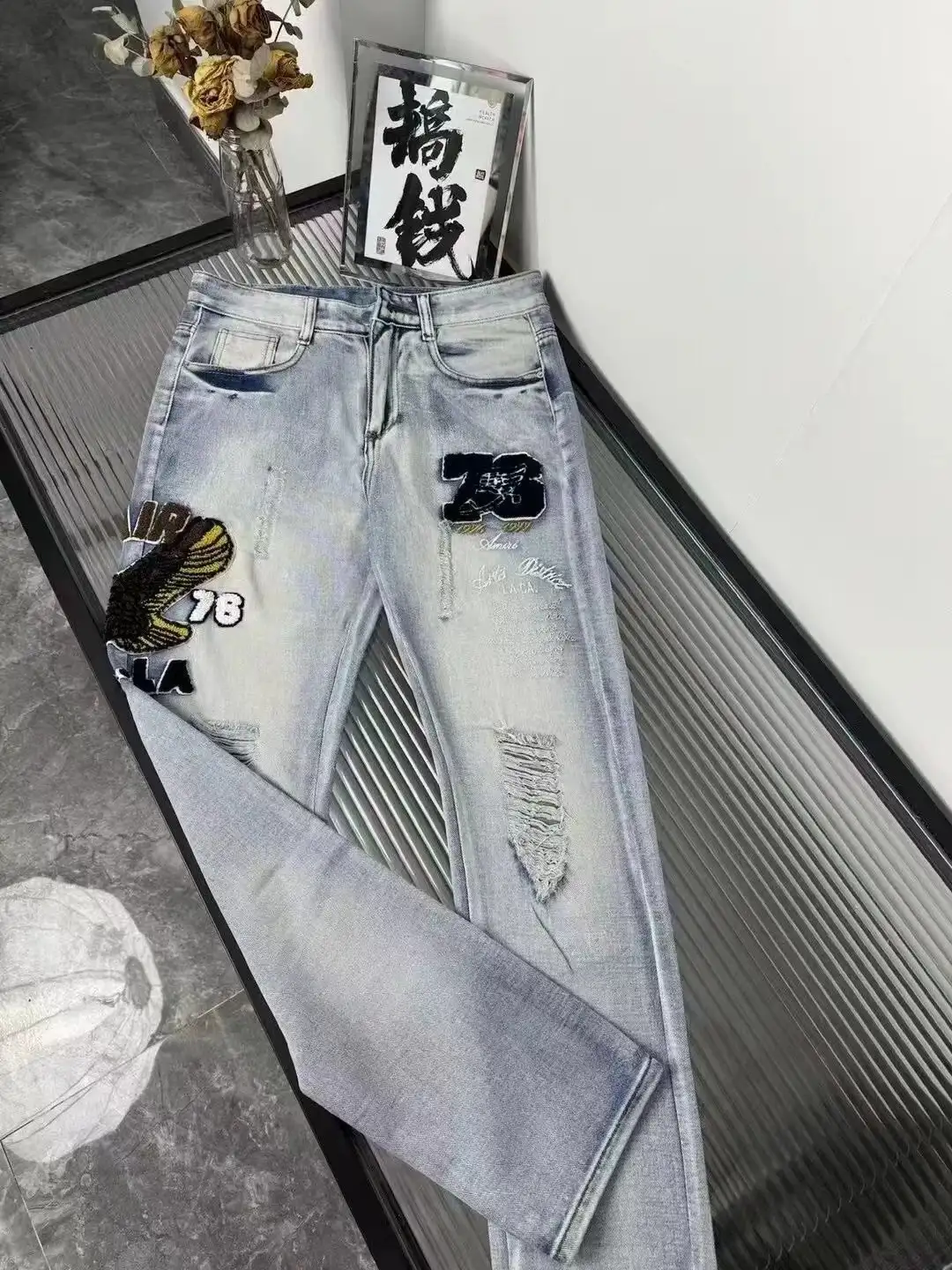AMIRI Jeans [18+ Styles] — foto 4 de 6