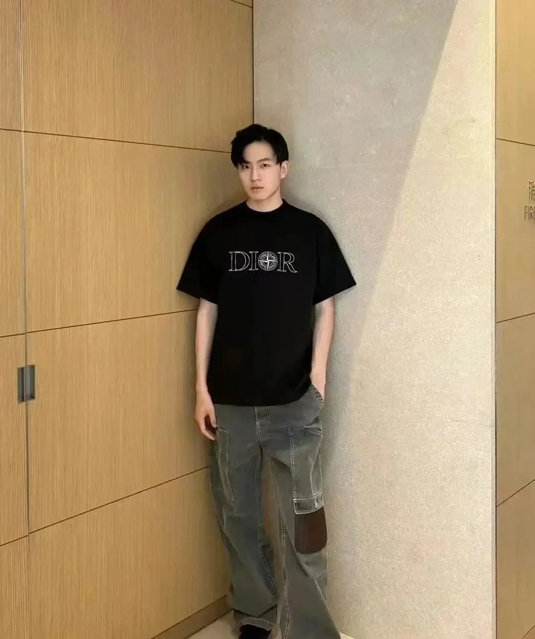 Dior T-Shirt tee (25+) — foto 5 de 6