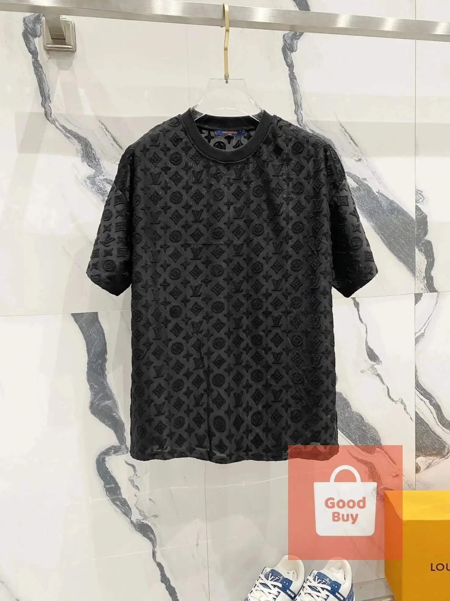 Louis Vuitton Monogram T-Shirt [40 styles] — foto 6 de 6