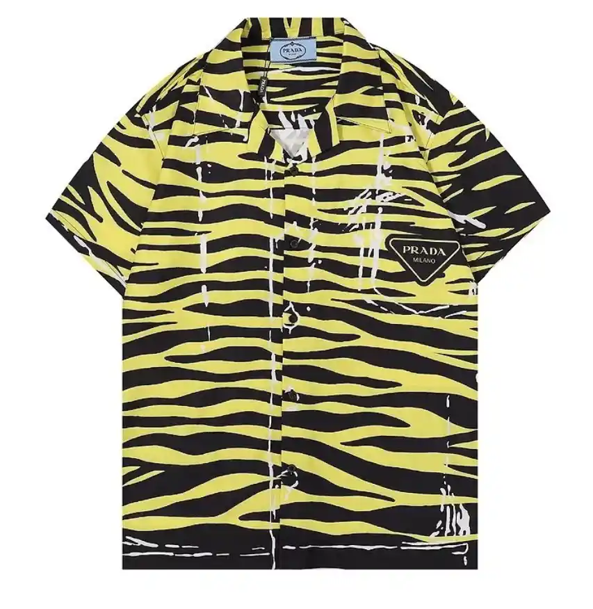 Prada T-shirts Fashion Colorful Short Sleeves — foto 6 de 6