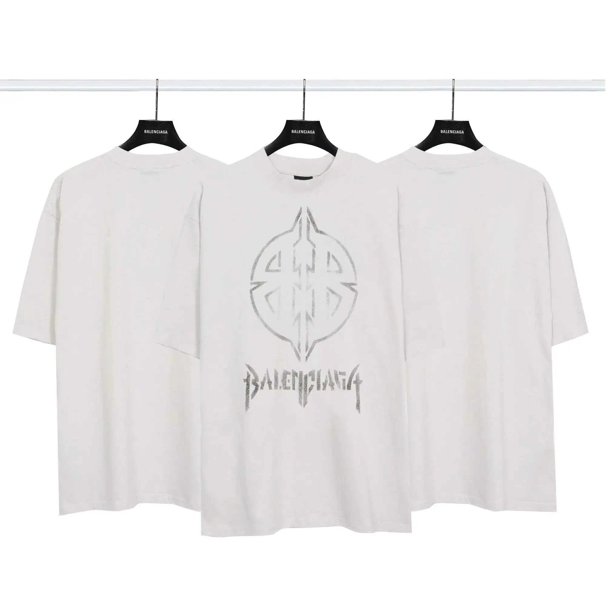 Balenciaga T-shirt — foto 3 de 6
