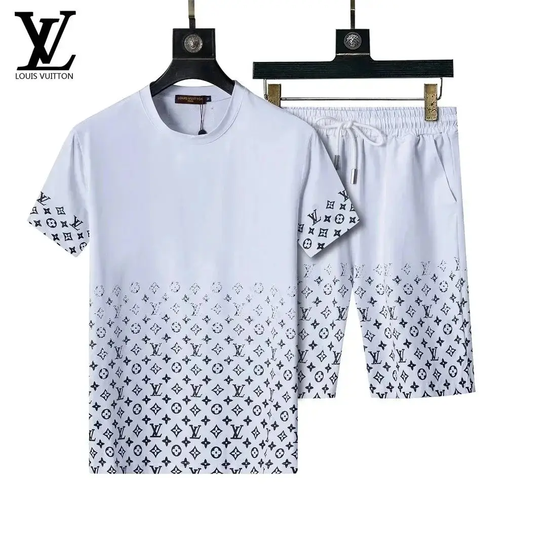 Louis Vuitton Monogram T-Shirt/Shorts Sets [39 styles] — foto 4 de 6
