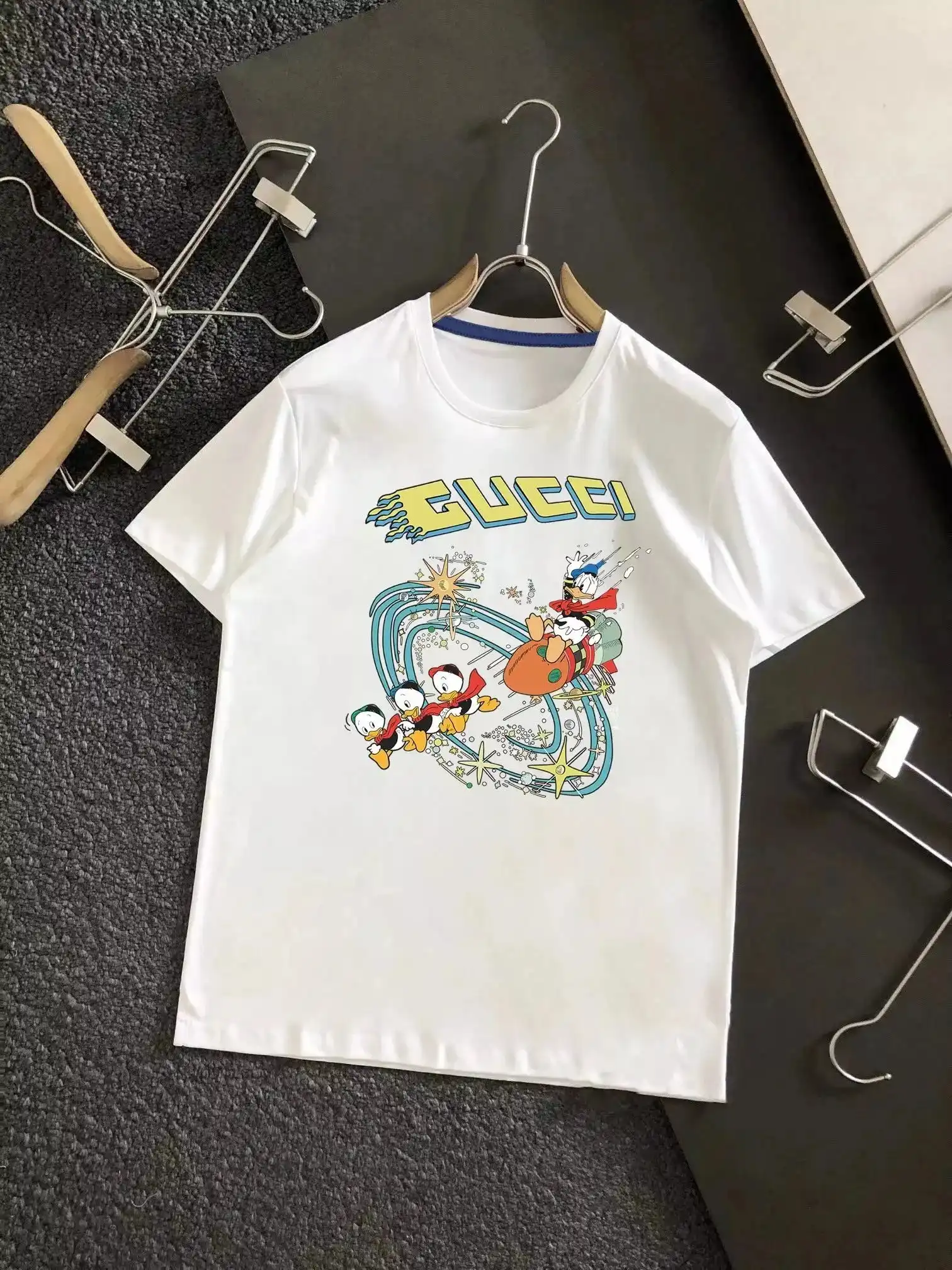Gucci Sunflower Logo T-Shirt - Luxury Fashion Tee — foto 5 de 6