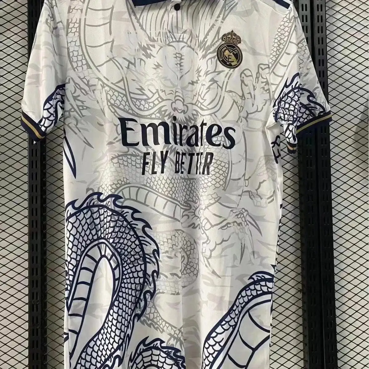 Real Madrid Barcelona Jersey — foto 2 de 6