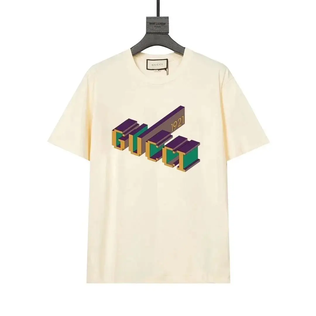 Gucci T-shirts — foto 3 de 6