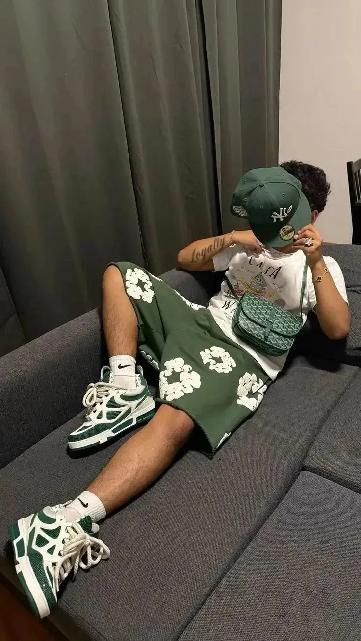 Carhartt WIP Floral Print T-Shirt/Shorts Set — foto 5 de 6