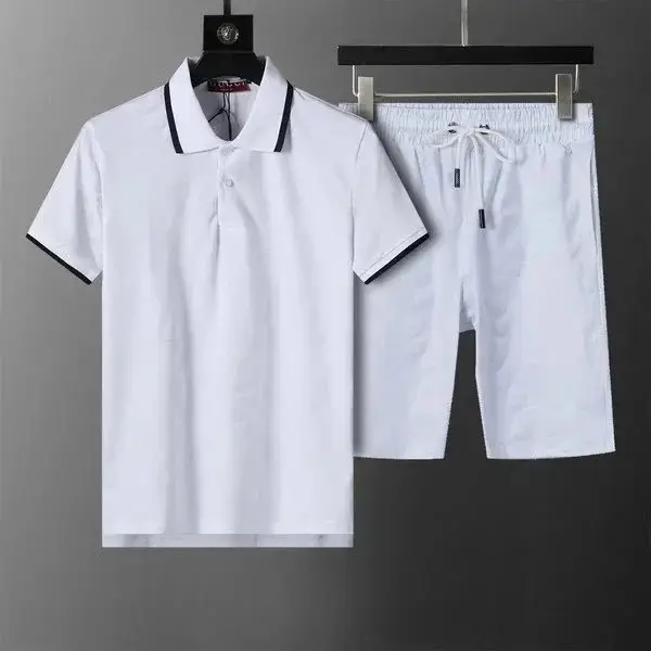 Burberry、Dior、Gucci t-shirt Shorts Suits — foto 3 de 6