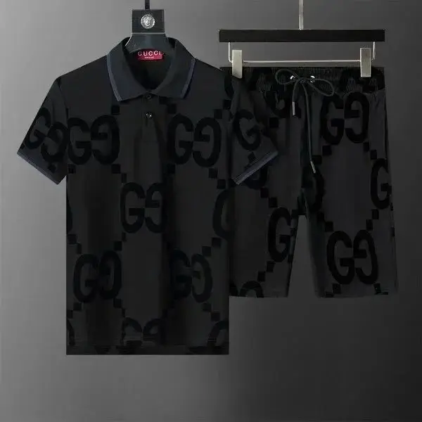 Burberry、Dior、Gucci t-shirt Shorts Suits — foto 5 de 6