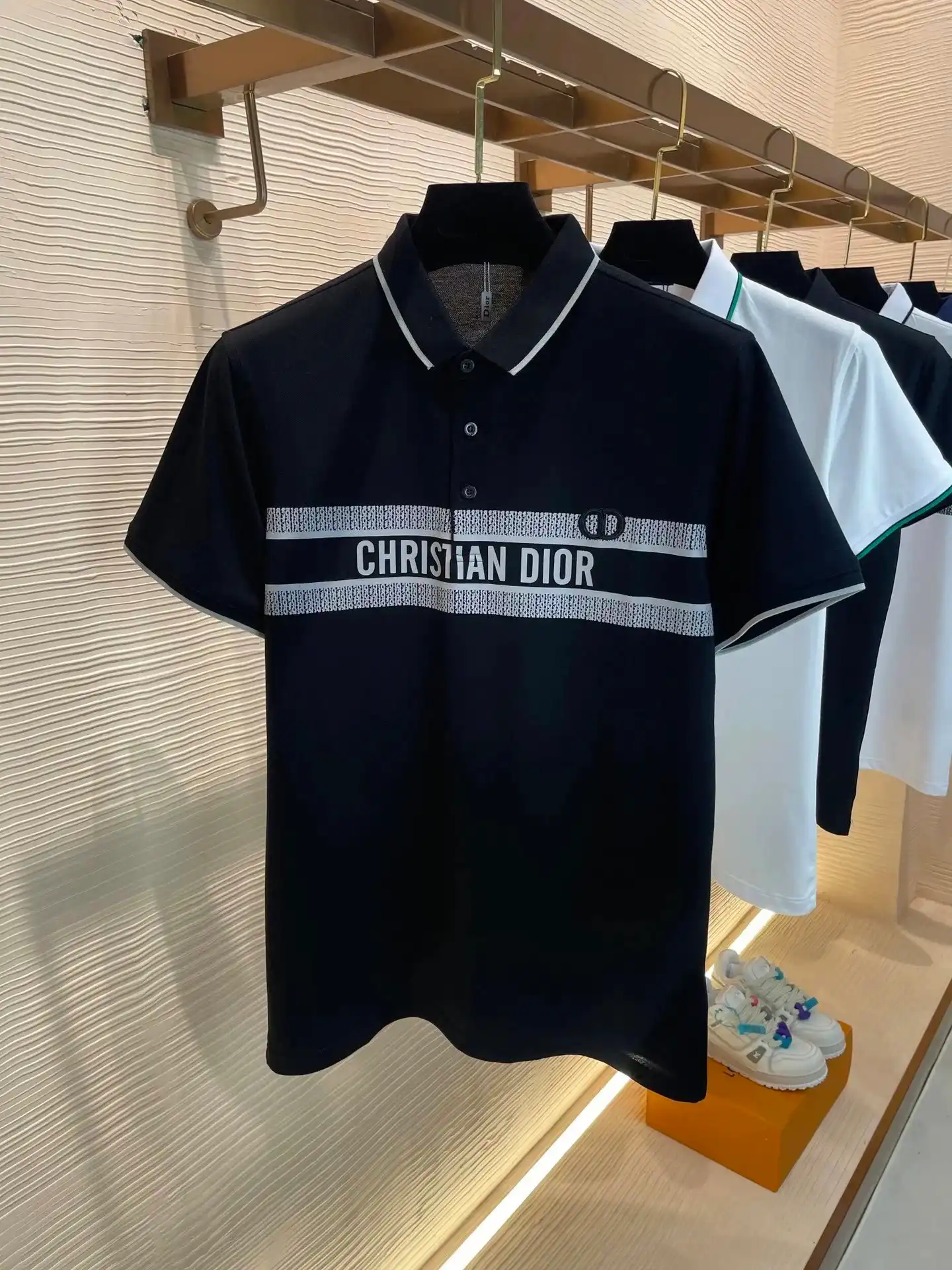 Dior Men's Polo Shirt and Tote Bag Set - Luxury Fashion Essentials — foto 6 de 6