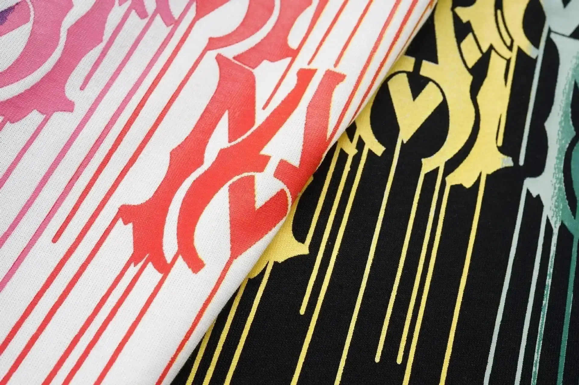 AMIRI T-Shirt(20+ styles ) — foto 5 de 6