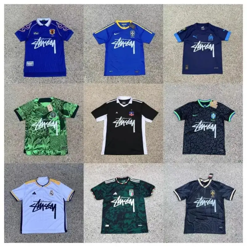 Stussy sports tee (40 CP)