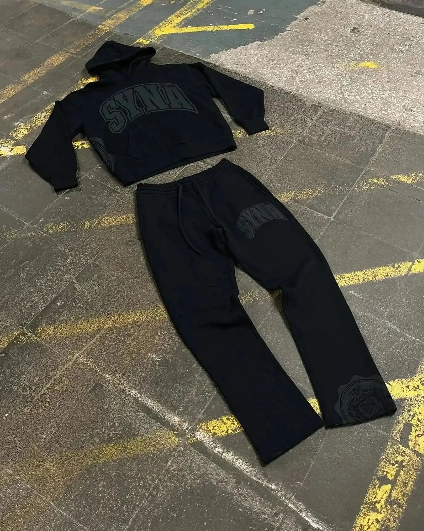 Synaworld Hoodies & Sets [20 Styles] — foto 6 de 6