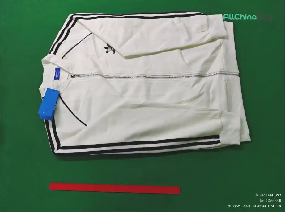 Prada/Moncler/adidas Tracksuit — foto 4 de 6