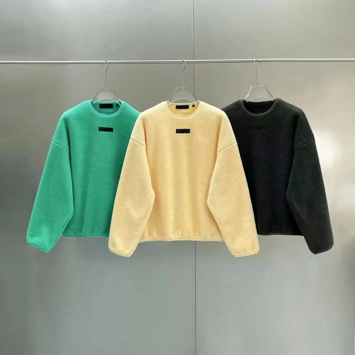 ESSENTIALS Sweater & Pants Set [6 styles] — foto 2 de 6